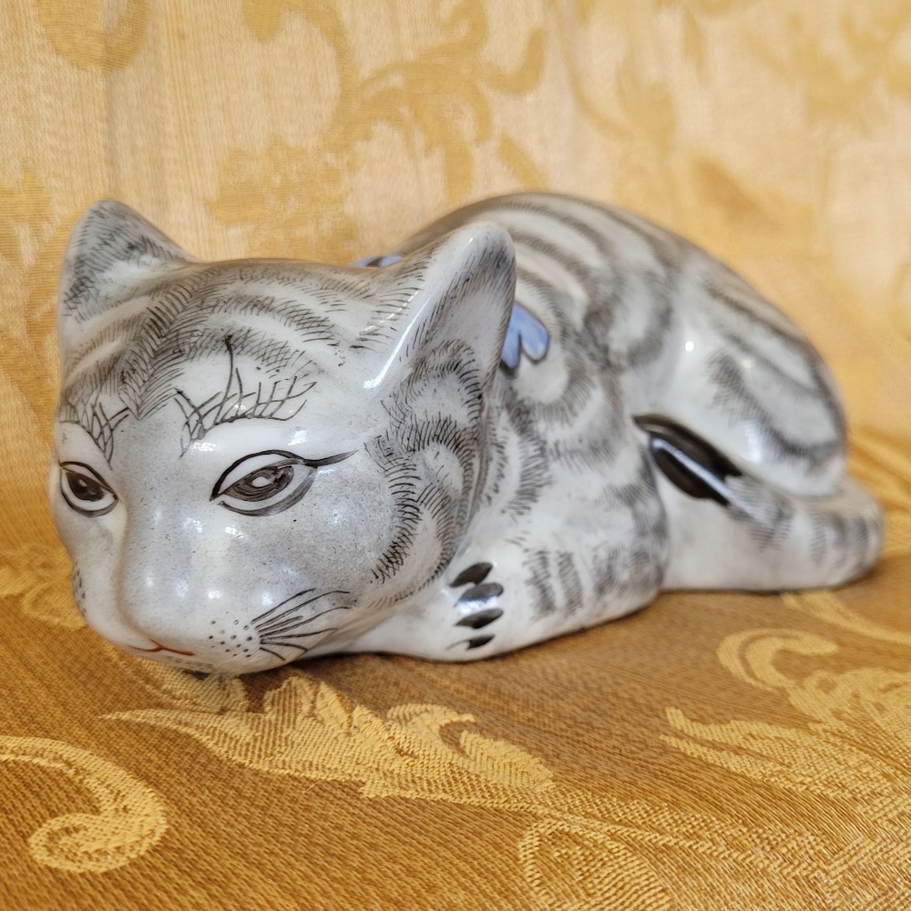 Vintage China Porcelain Painted Cat Kitten Figurine Blue Bow Chinese Grey Stripe